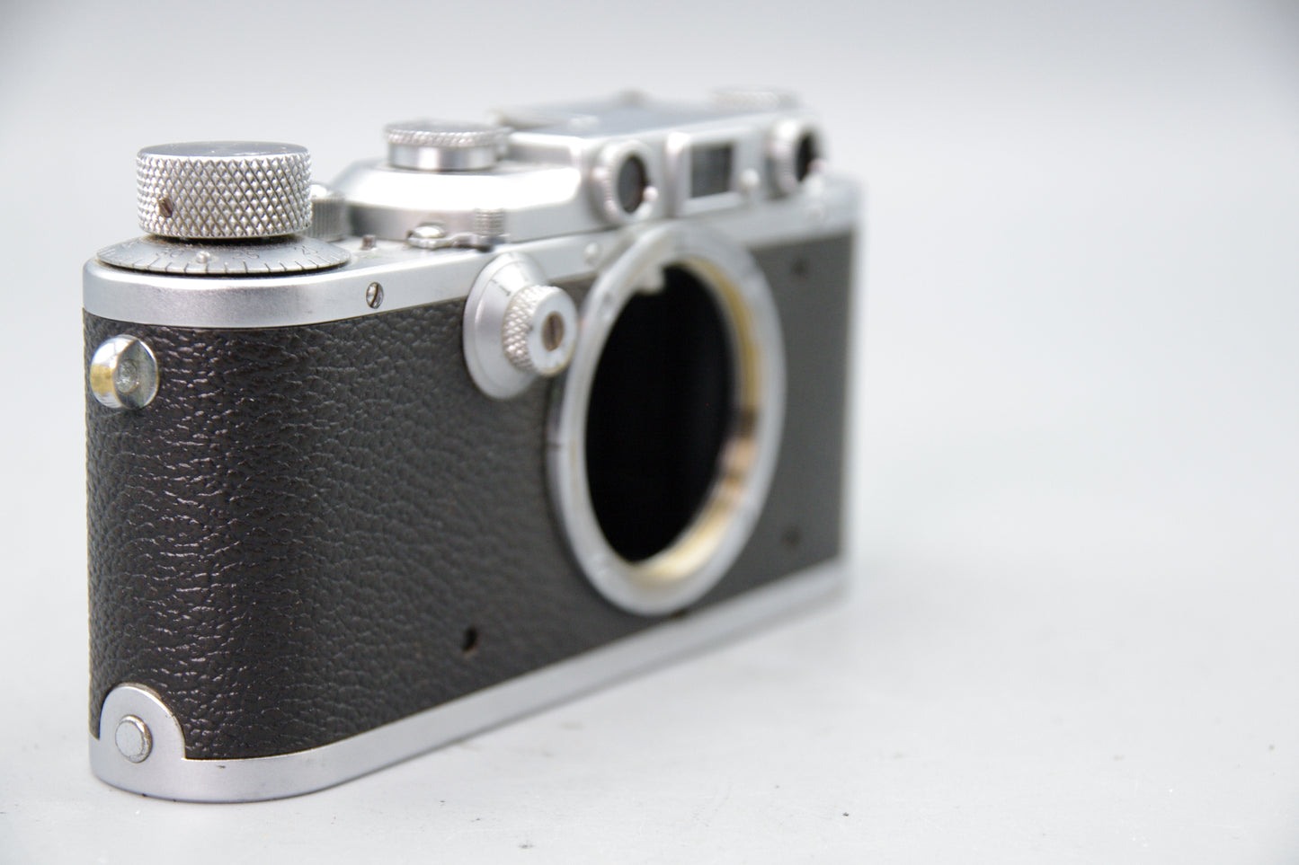 Leica IIIa 35mm Rangefinder Body – 1937 – Vintage  – SN 255418 - VGC