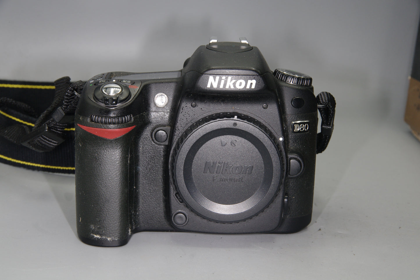 Nikon D80 10.2MP DSLR Camera Boxed Low Shutter Count 13730 Excellent Condition