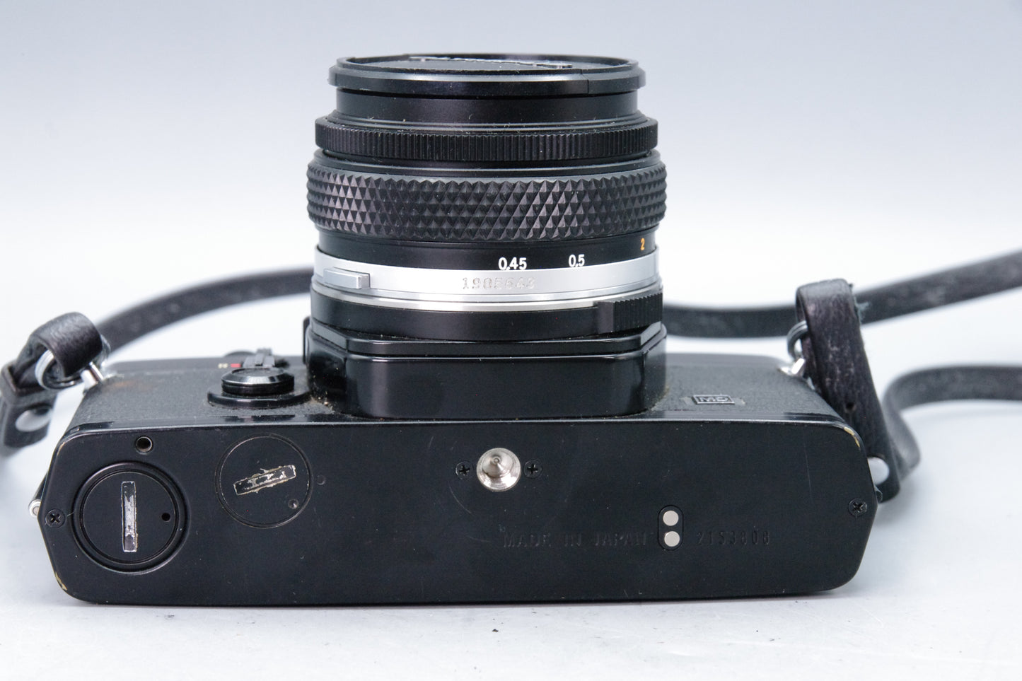 Olympus OM‑1N Black 35mm SLR Film Camera with Zuiko 50mm f/1.8 Lens – Excellent