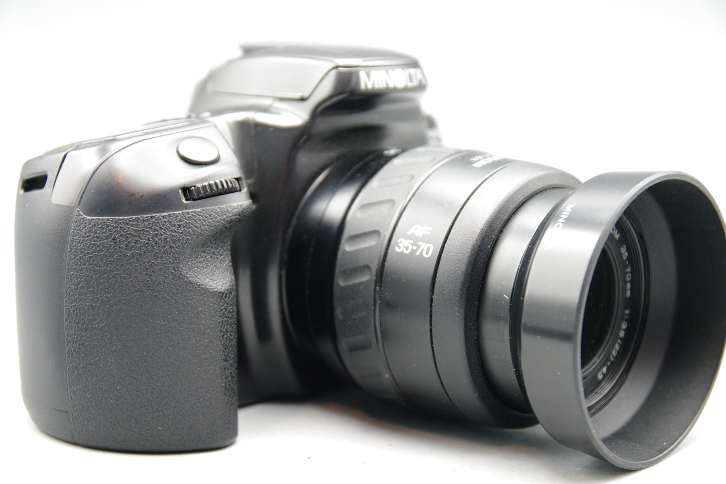 Minolta Dynax 500si 35mm SLR with 35‑70mm AF Lens – Tested – Excellent