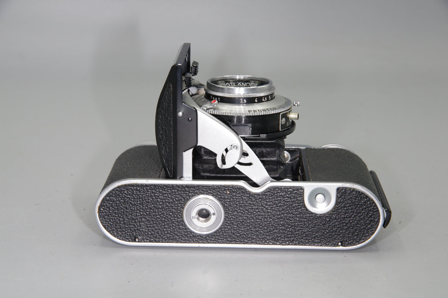 Voigtländer Vito II 35mm Folding Camera – 50mm f/3.5 –sticks below 1/25s