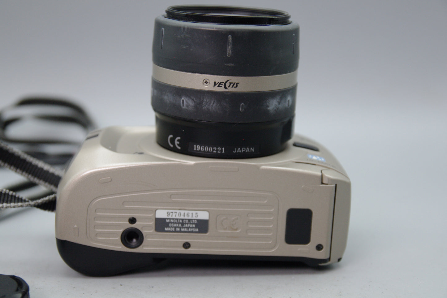 Minolta Vectis S‑100 APS SLR with 22‑80mm Lens – Tested