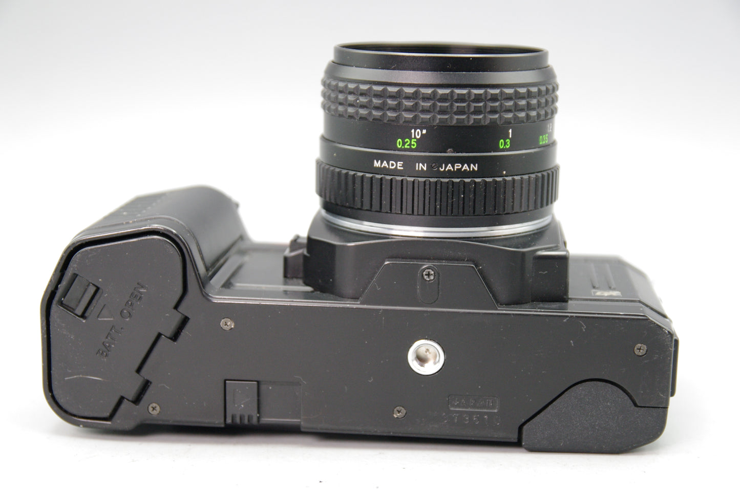 Chinon CP‑7m 35mm SLR with Clubman Pentax K Mount 28mm f/2.8 Lens