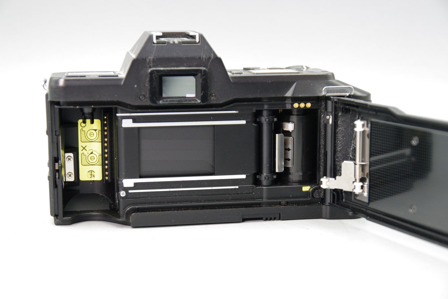 Chinon CP‑7m 35mm SLR with Clubman Pentax K Mount 28mm f/2.8 Lens