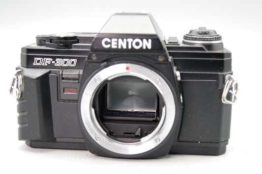 Centon DF‑300 35mm SLR Camera Body Only Minolta MD Mount - VGC