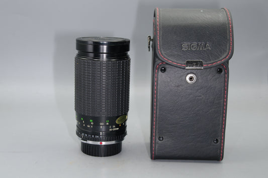 Sigma 35-200mm F/4-5.6 Lens - Olympus OM Mount