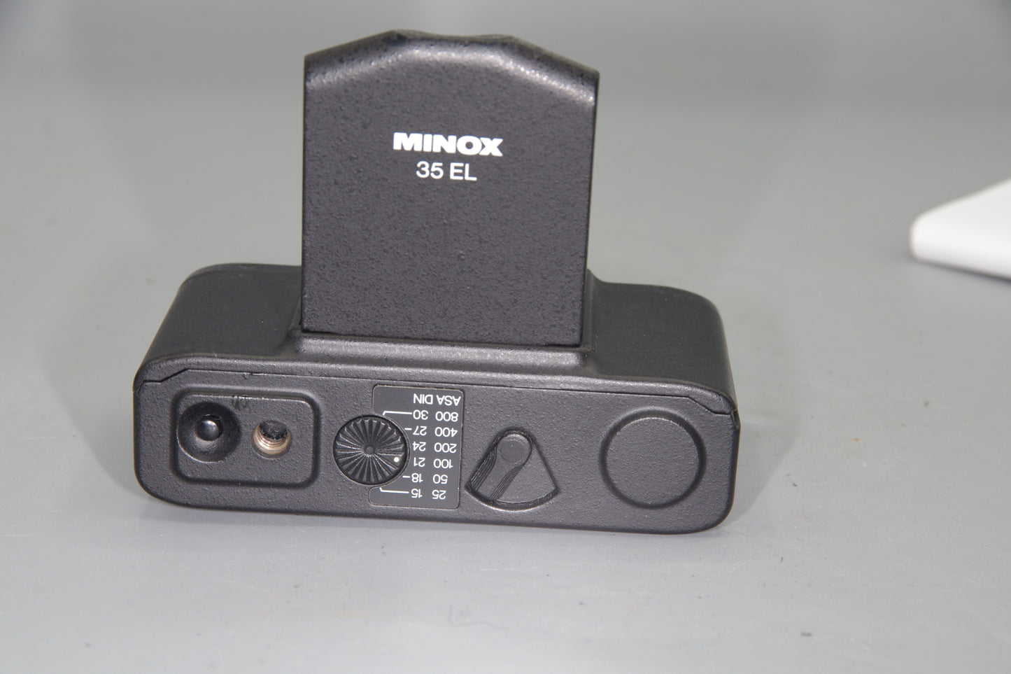 Minox 35 EL Compact 35mm Film Camera – Case, Instructions and Flash