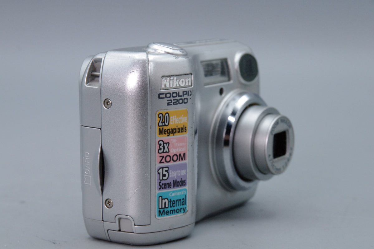 Nikon Coolpix 2200 Digital Camera – 2MP – Tested &Working (AA)