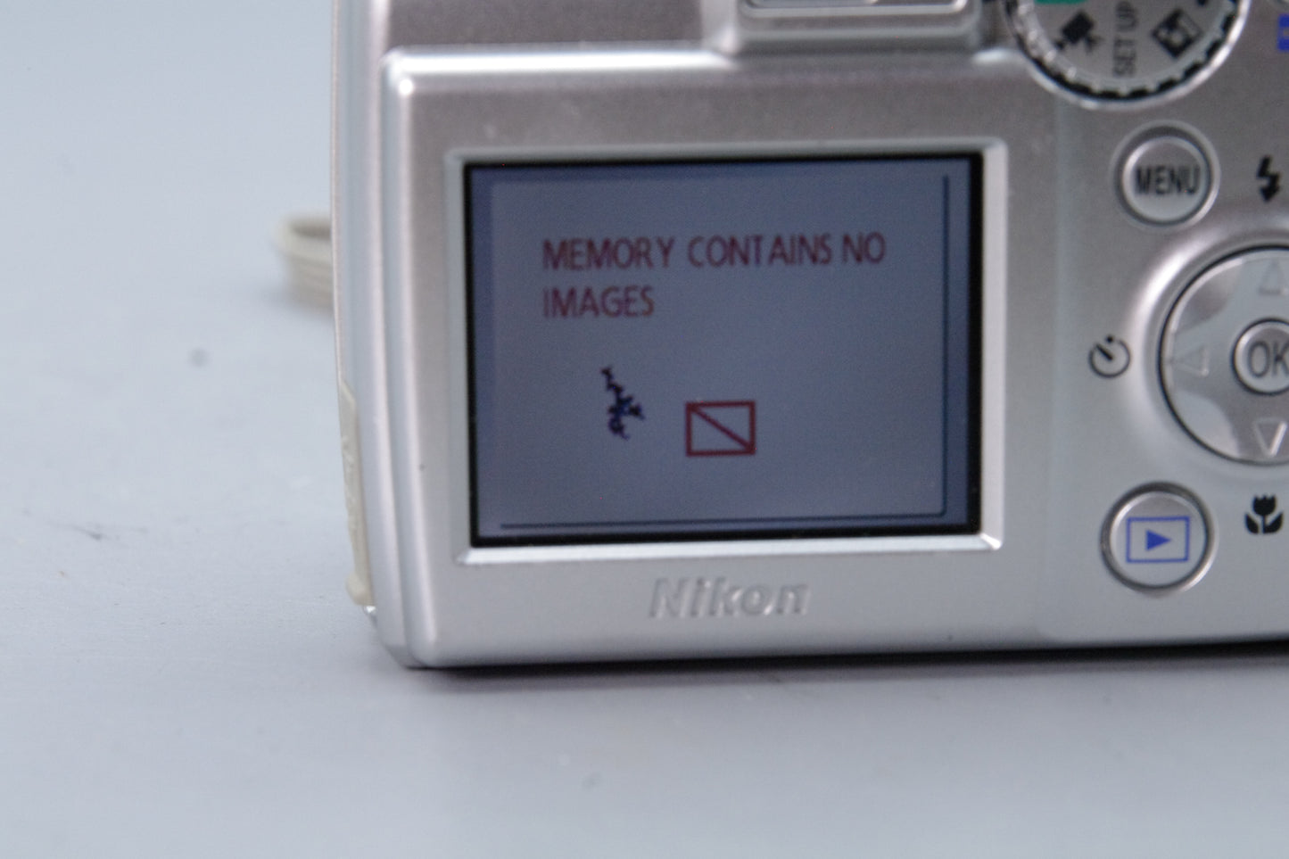 Nikon Coolpix 4600 Digital Camera – 4MP – Tested & Working – VGC (AA)