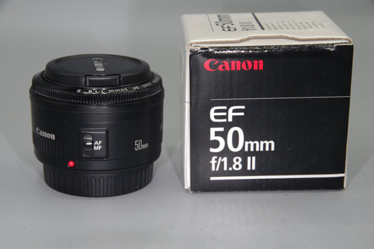 Canon EF 50mm f/1.8 II Lens – Autofocus Prime – Excellent