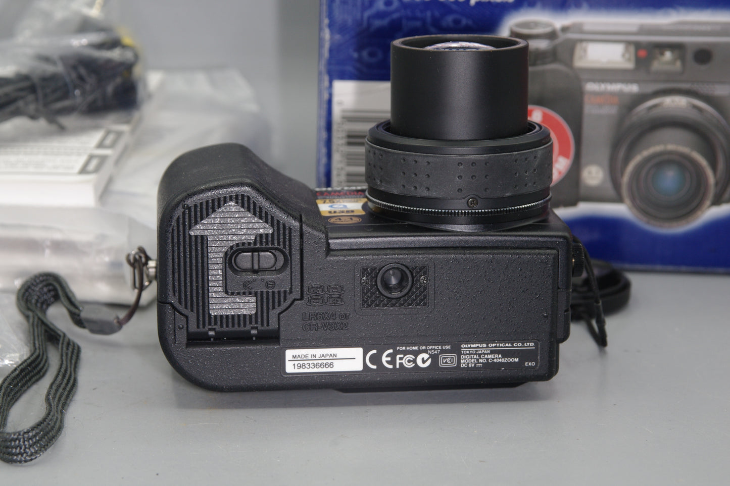 Olympus Camedia C-4040Zoom 4.1MP Digital Compact Camera - Boxed Excellent