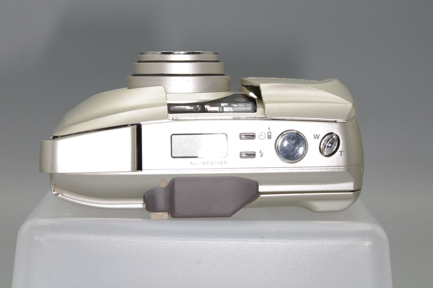 Olympus MJU Zoom II 170 Camera with 38-170mm Lens  Excellent