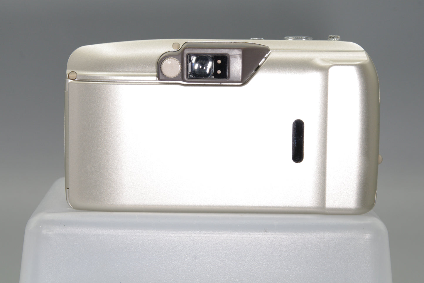 Olympus MJU Zoom II 170 Camera with 38-170mm Lens  Excellent