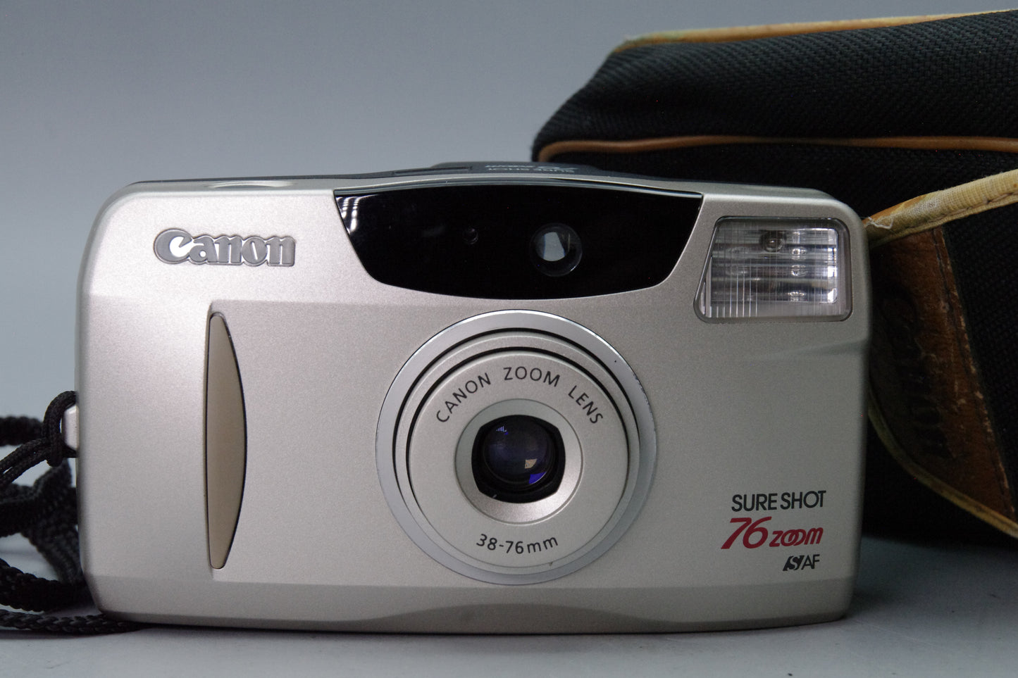 Canon Sure Shot 76 Zoom 35mm Film Camera – Tested – Very Good Condition