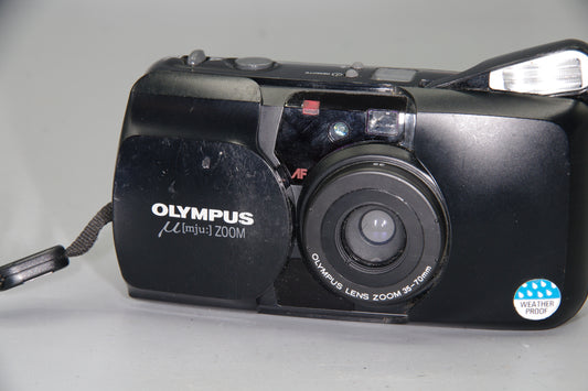 Olympus MJU Zoom 35mm Film Camera – Tested – Clean – Autofocus – No Flash