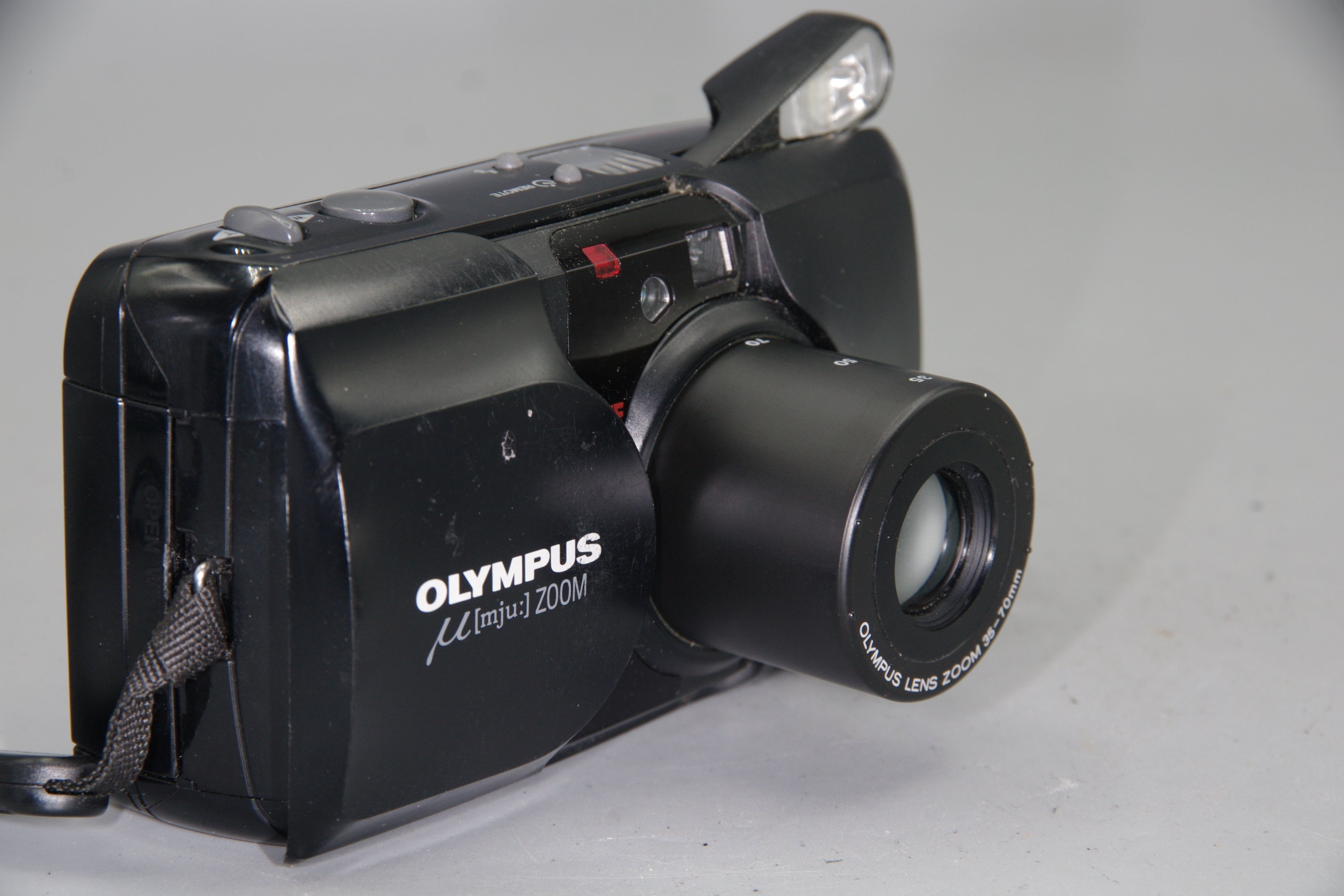 Olympus MJU Zoom 35mm Film Camera – Tested – Clean – Autofocus