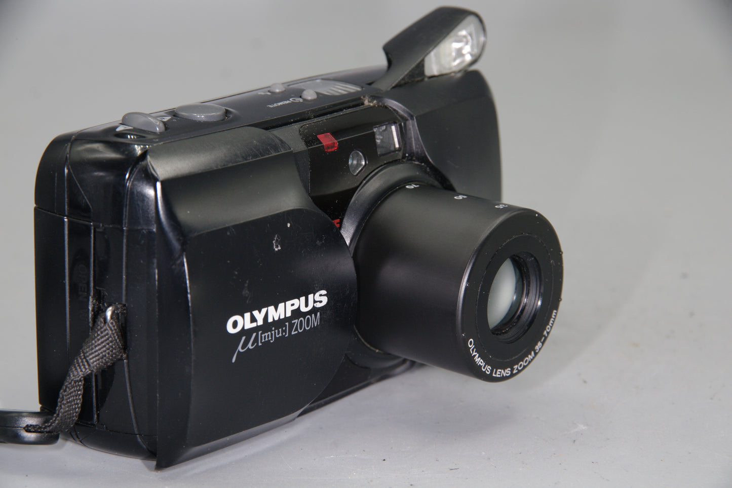 Olympus MJU Zoom 35mm Film Camera – Tested – Clean – Autofocus – No Flash