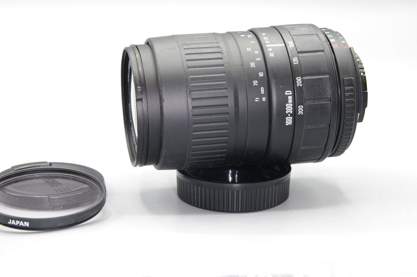 Sigma 100-300mm D F/4.5-6.7 UC AF Lens with caps and UV,  Nikon F