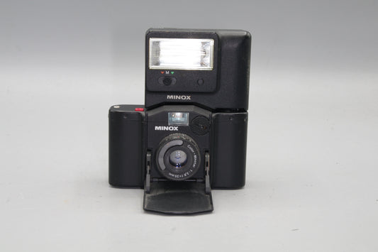 Minox 35 EL with Flash- Excellent Working Condition