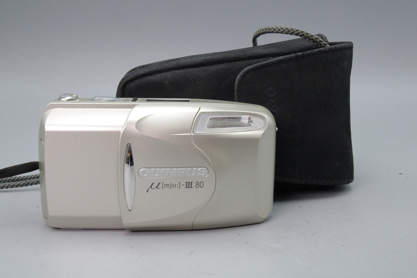 Olympus MJU III Zoom 80 35mm Film Camera – Compact All Weather - Excellent
