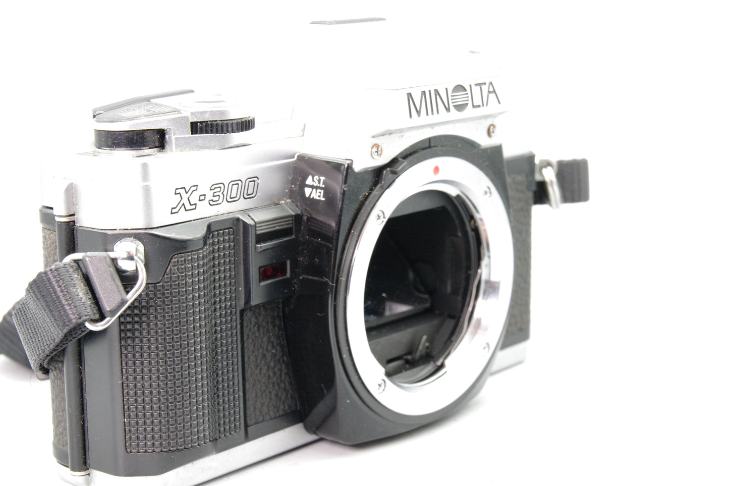 Minolta X‑300 35mm SLR Body – Tested – Clean – Batteries Included – Excellent