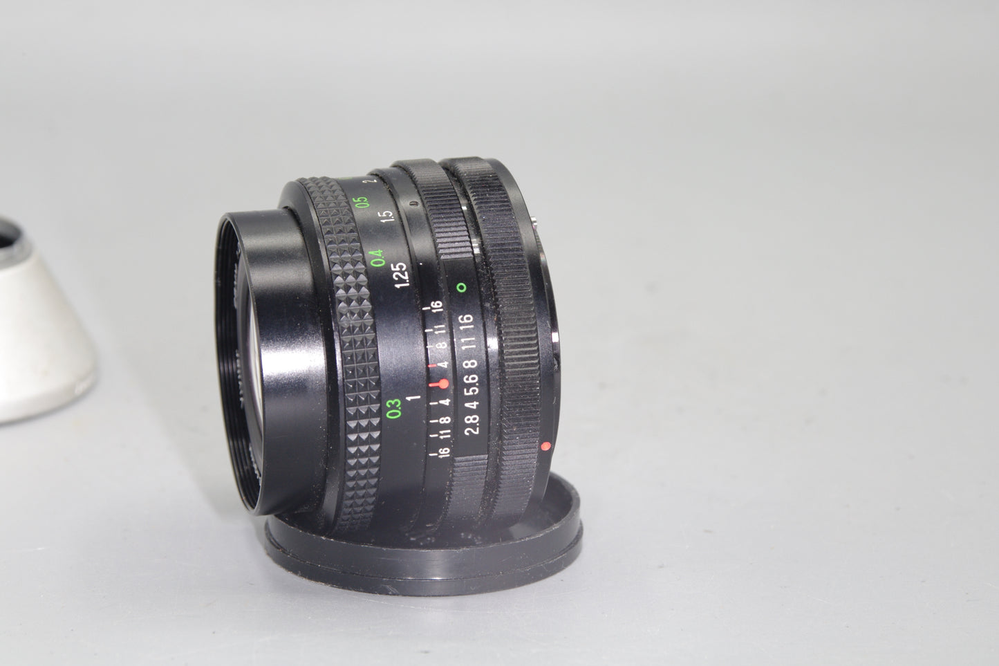 Vivitar 28mm F/2.8  Wide Angle Lens - Canon FD Mount
