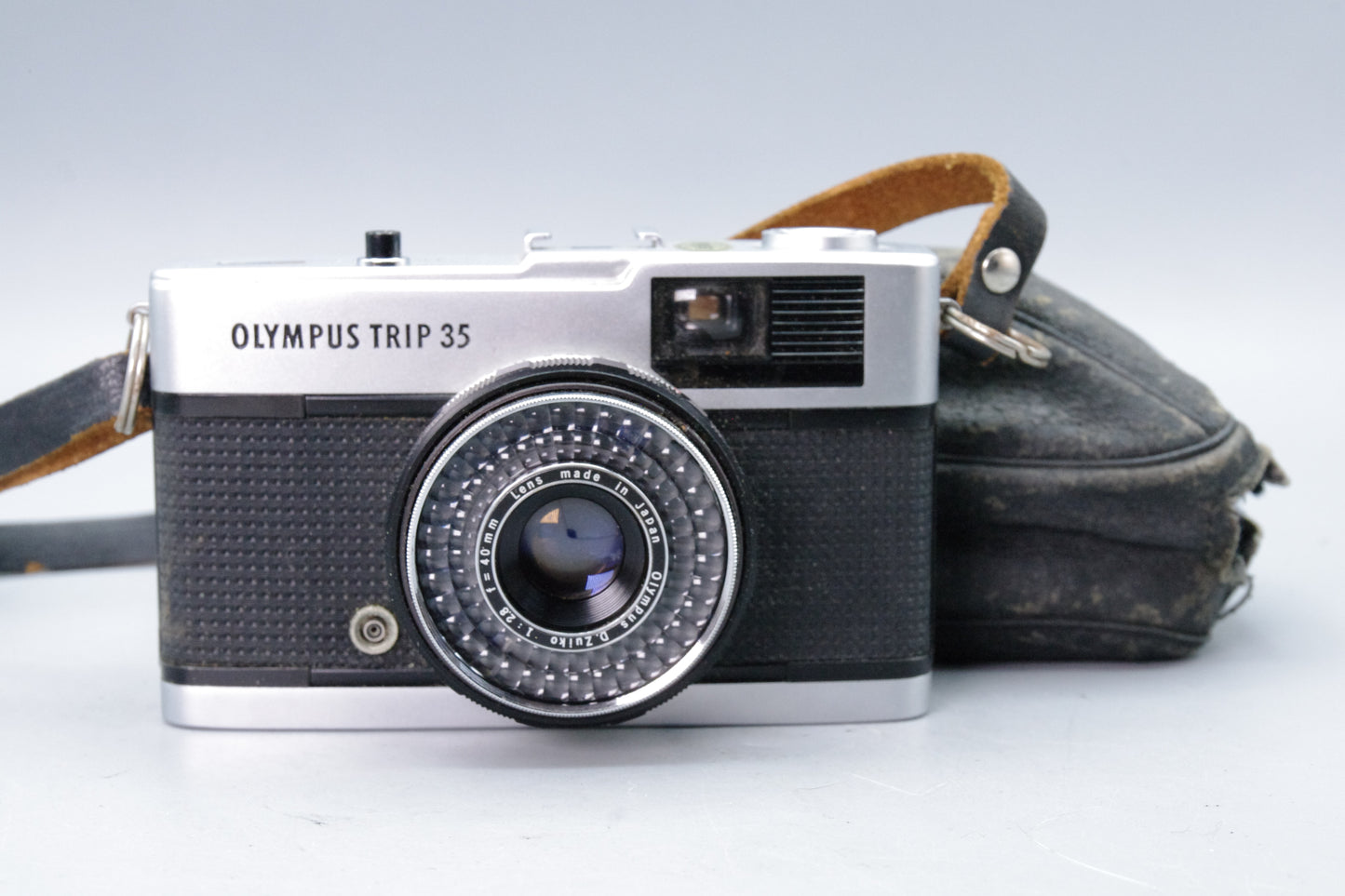 Olympus Trip 35 35mm Camera – 40mm f/2.8 Lens with Case, Working, Vintage