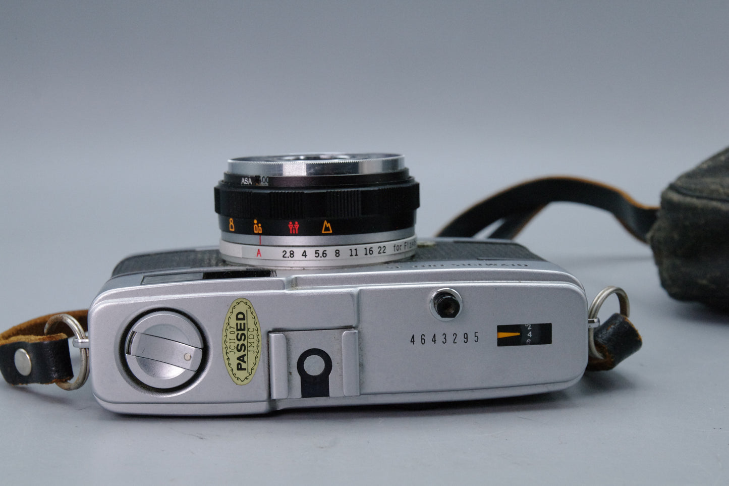 Olympus Trip 35 35mm Camera – 40mm f/2.8 Lens with Case, Working, Vintage