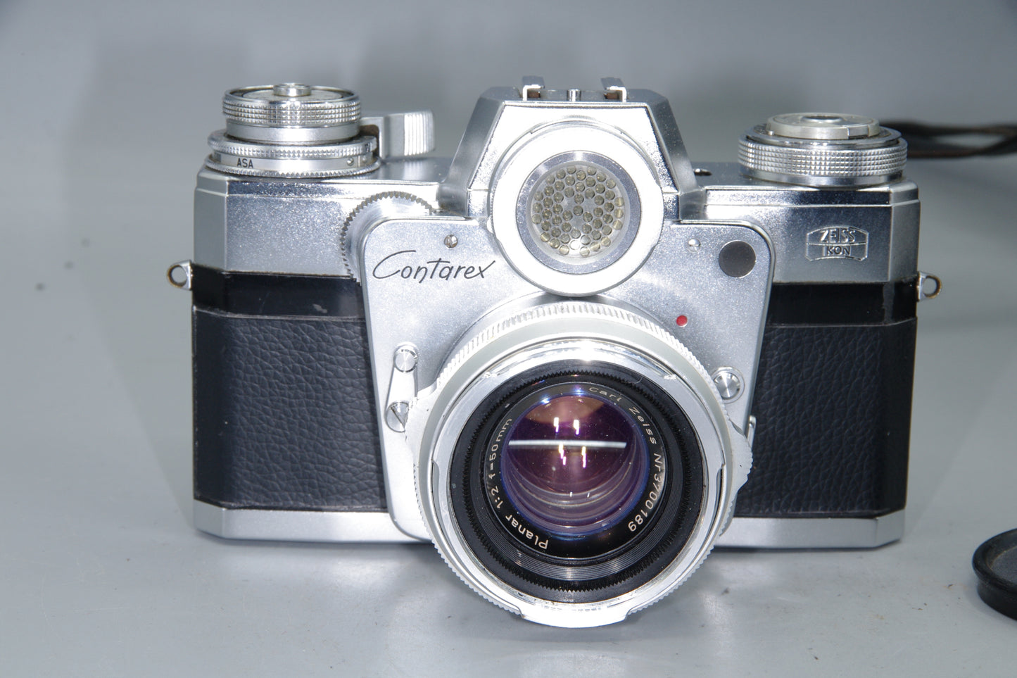 Zeiss Ikon Contarex Bullseye Camera with Planar 50mm f/2 and Case