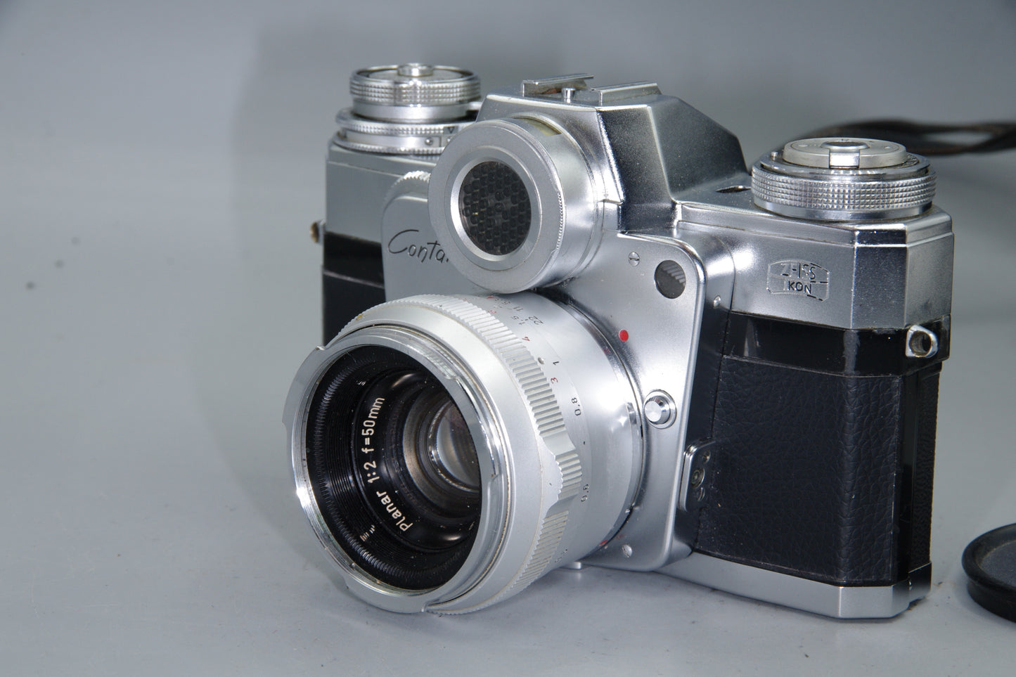 Zeiss Ikon Contarex Bullseye Camera with Planar 50mm f/2 and Case