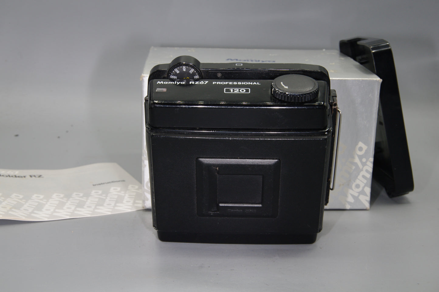 Mamiya RZ67 120 Roll Film Back / Holder in Original box
