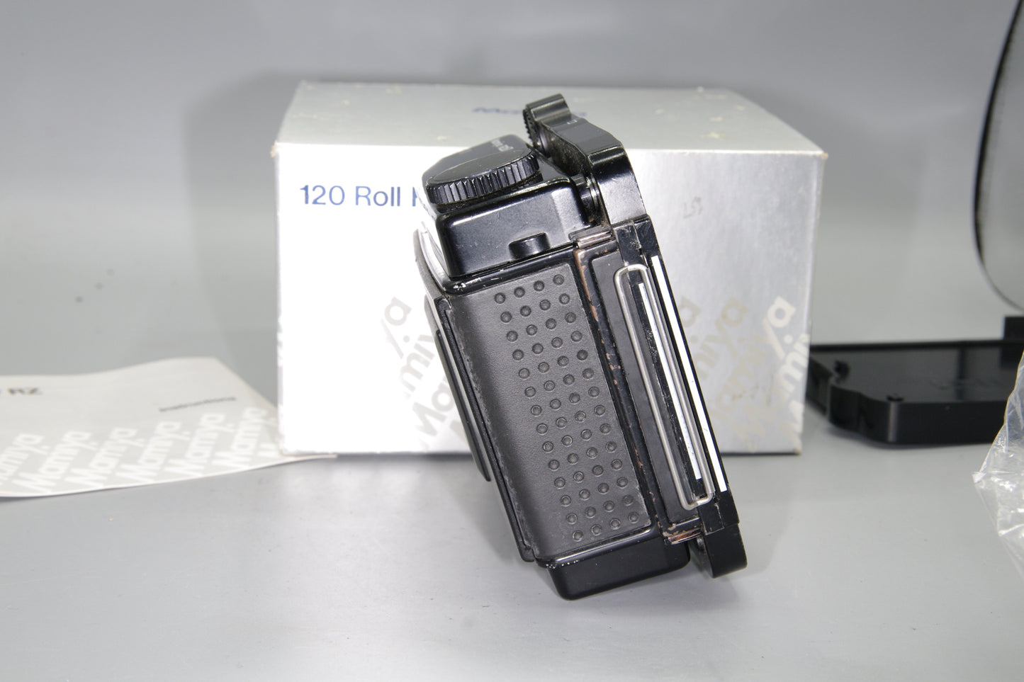 Mamiya RZ67 120 Roll Film Back / Holder in Original box