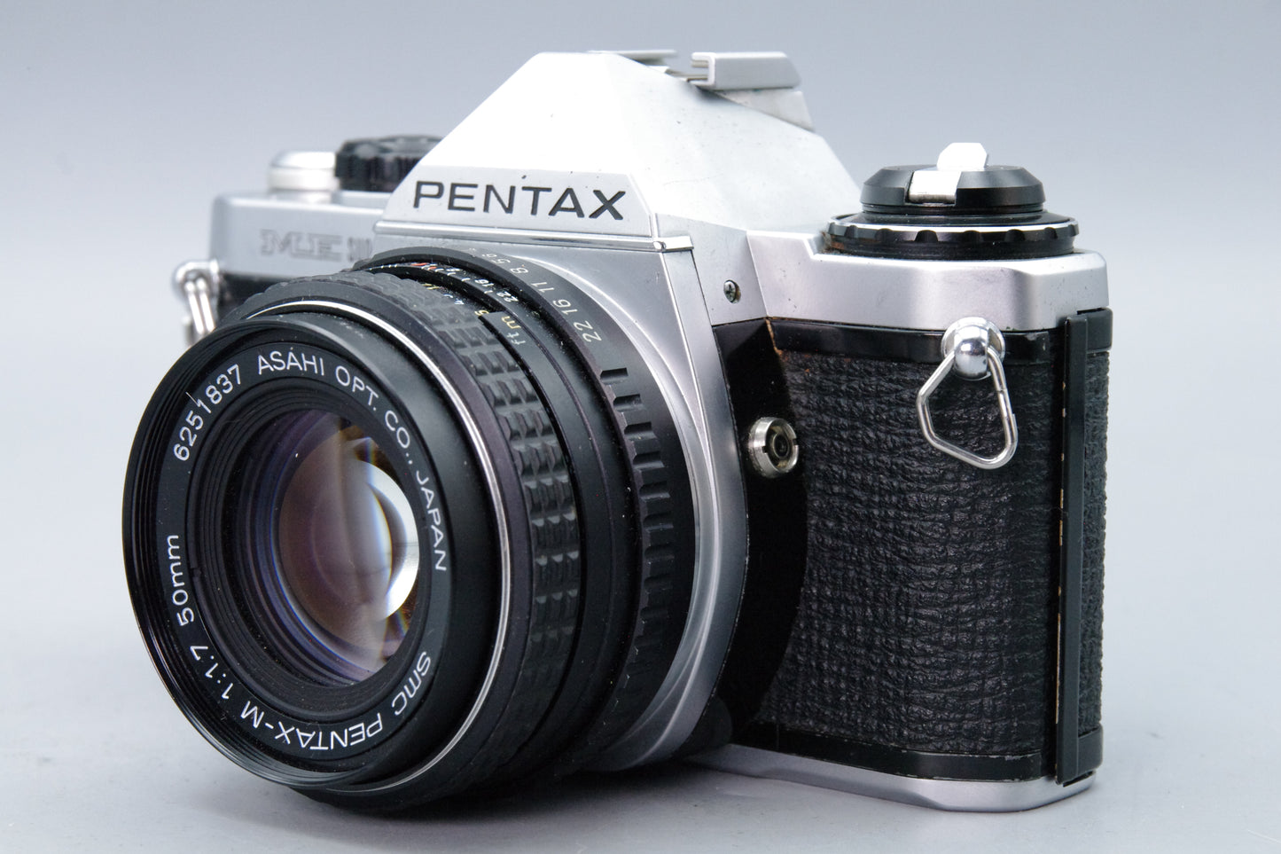 Pentax ME Super 35mm SLR + Pentax‑M 50mm f/1.7 Lens – Tested – Batteries – VGC