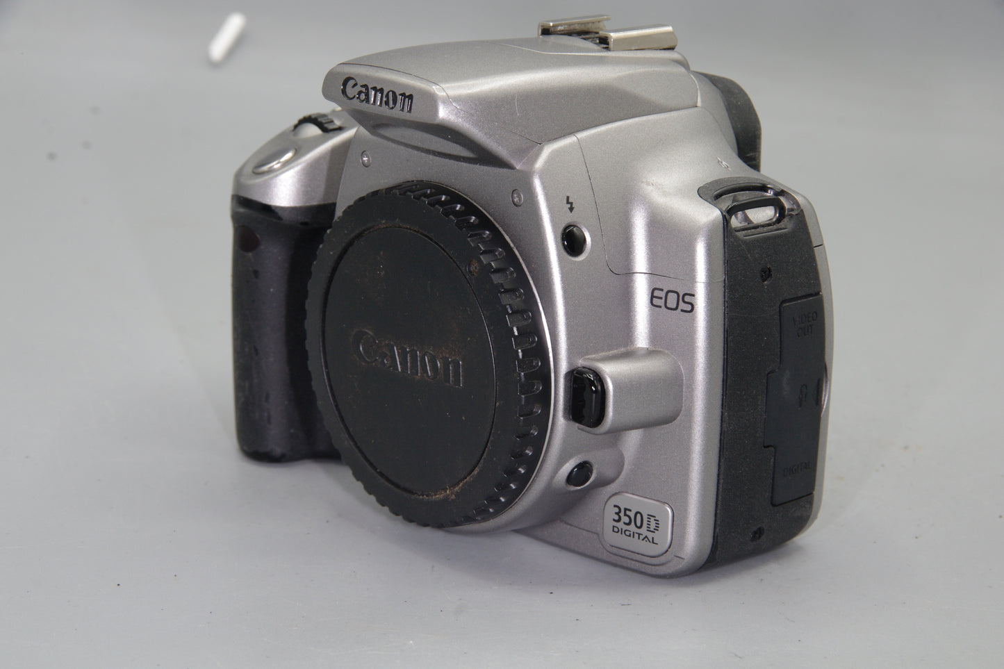 Canon EOS 350D DSLR Camera – 8MP – EF/EF-S Mount – VGC – Tested