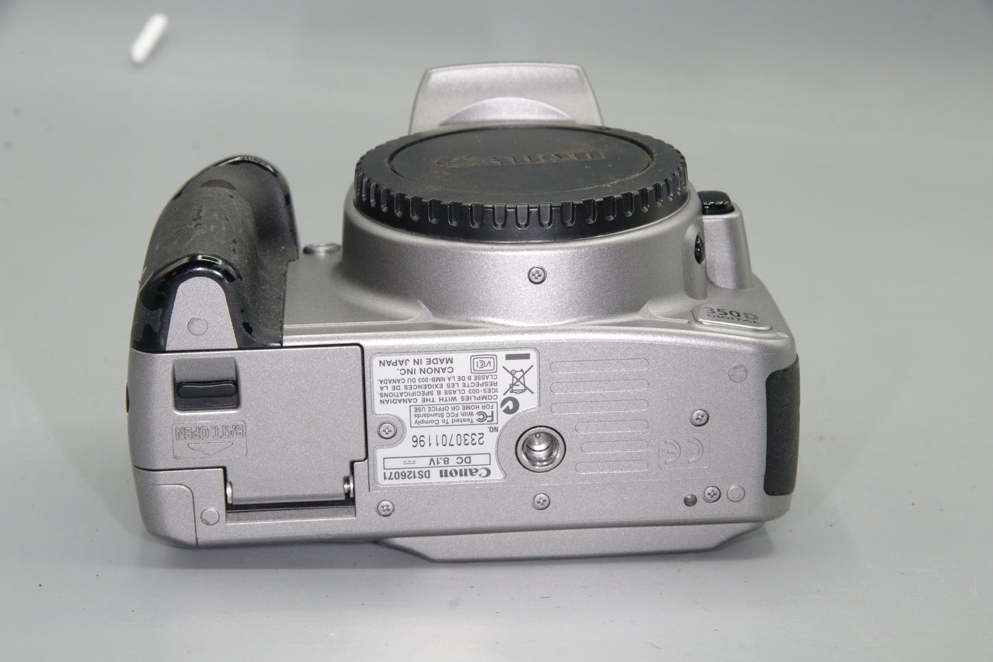 Canon EOS 350D DSLR Camera – 8MP – EF/EF-S Mount – VGC – Tested