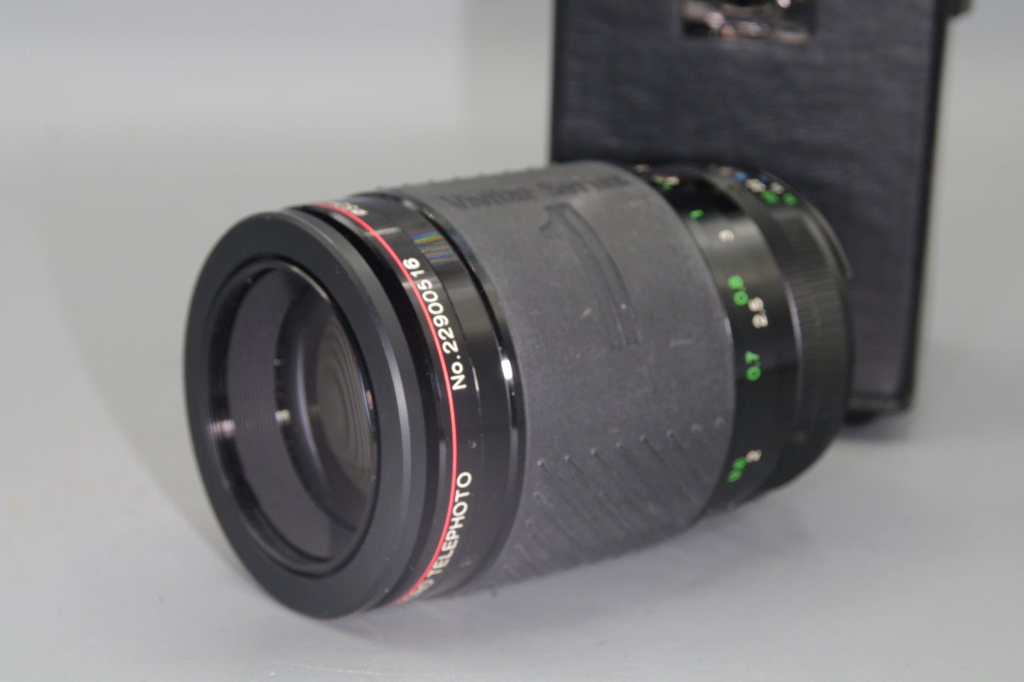 Vivitar Series 1 105mm F/2.5 - Nikon F Mount Lens