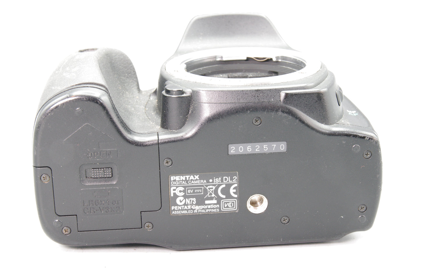 Pentax *ist DL2 6.1MP DSLR  – Low Shutter Count 7925 – Excellent Condition