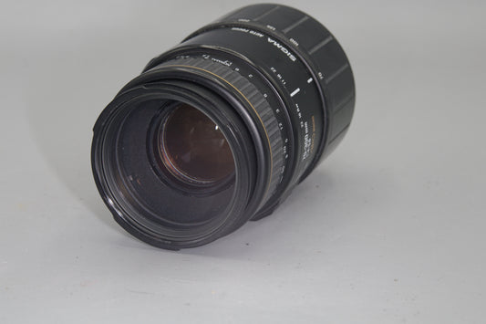 Sigma APO 70-300mm F/4-5.6 AF Zoom Lens Pentax K Mount
