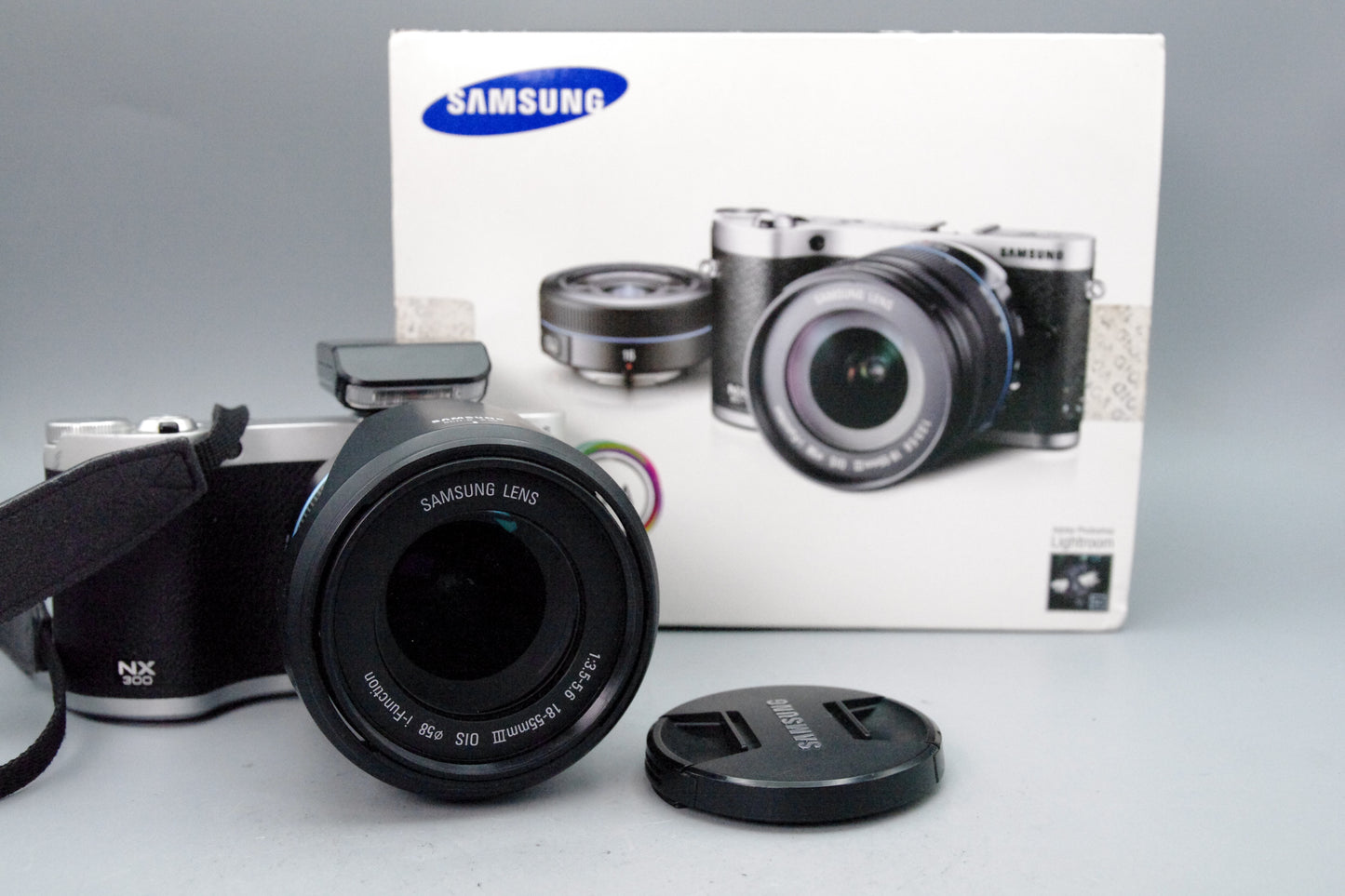 Samsung NX300 Camera with 18–55mm Lens – Boxed – Excellent Condition