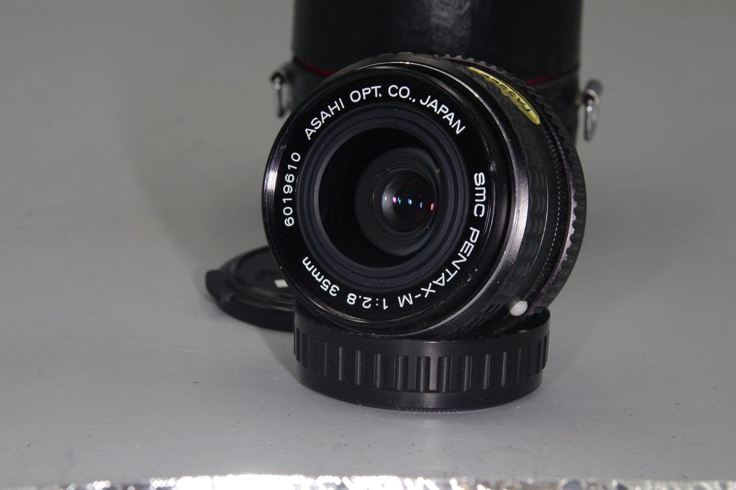 SMC Pentax-M 35mm F/2.8 Lens- Pentax K Mount - with both caps