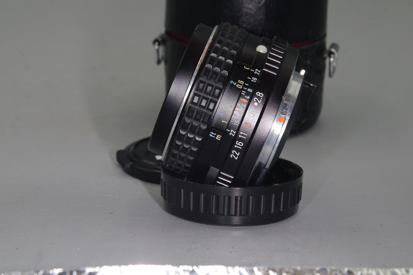 SMC Pentax-M 35mm F/2.8 Lens- Pentax K Mount - with both caps