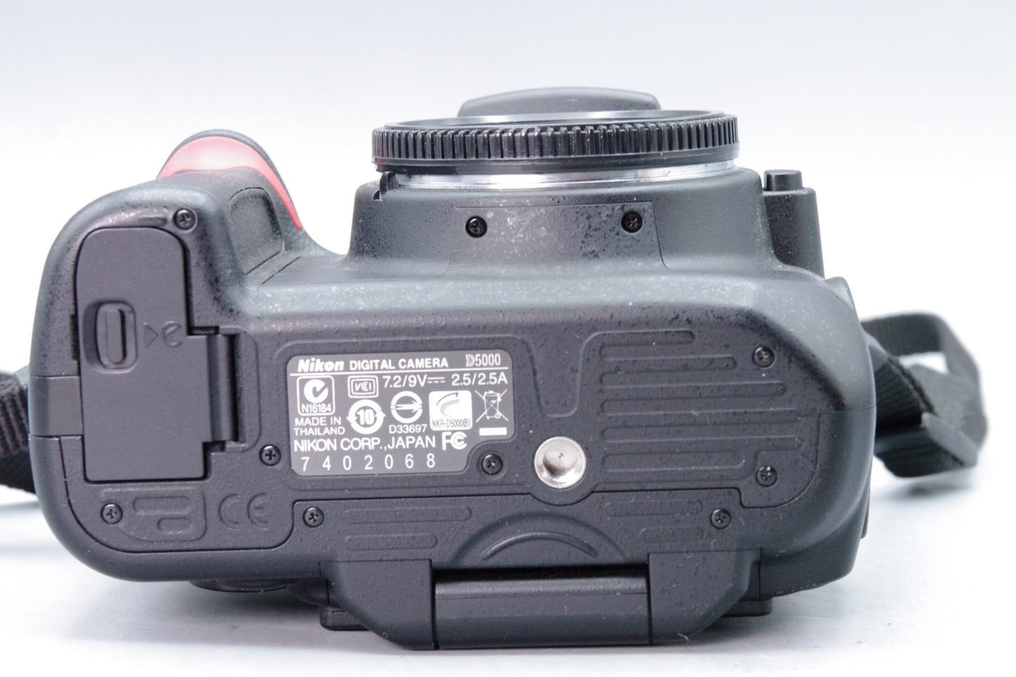 Nikon D5000 12.3MP DSLR Camera – Shutter Count 1862 – Tested – Excellent