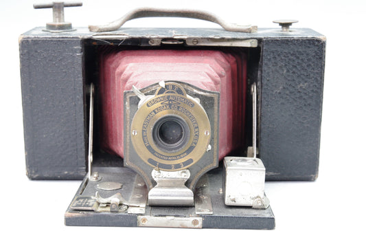 Kodak No2 Folding Pocket Brownie Model B – Red Bellows – Shutter Fires – Display