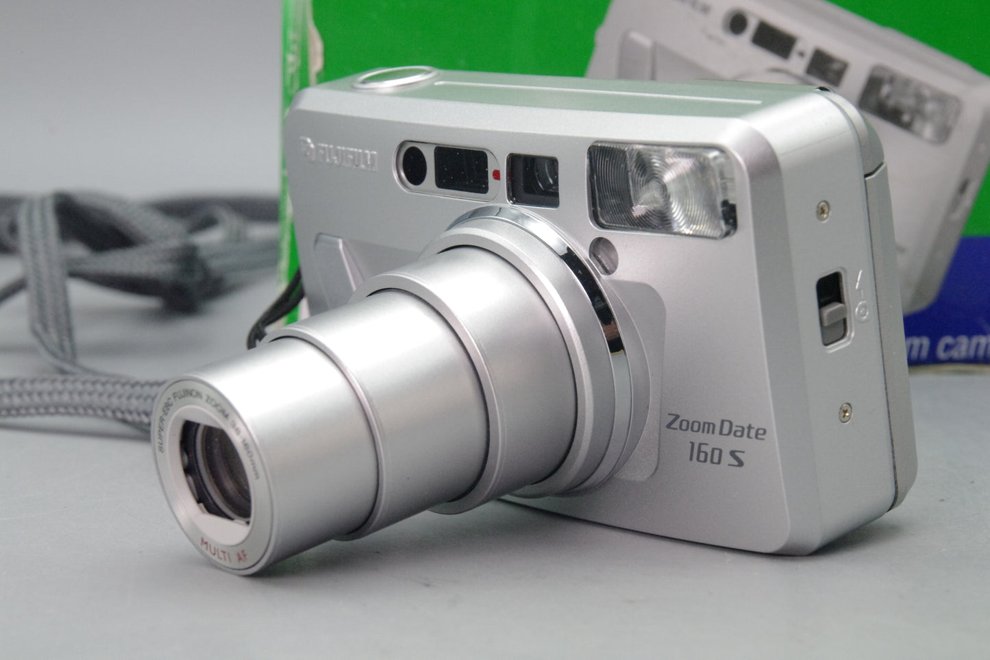 Fujifilm Zoom Date 160S 35mm Compact Film Camera – Boxed – Excellent Condition