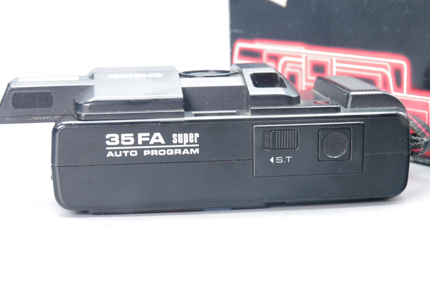 Chinon 35 FA Super Auto Program 35mm Compact Film Camera – Boxed – Very Good