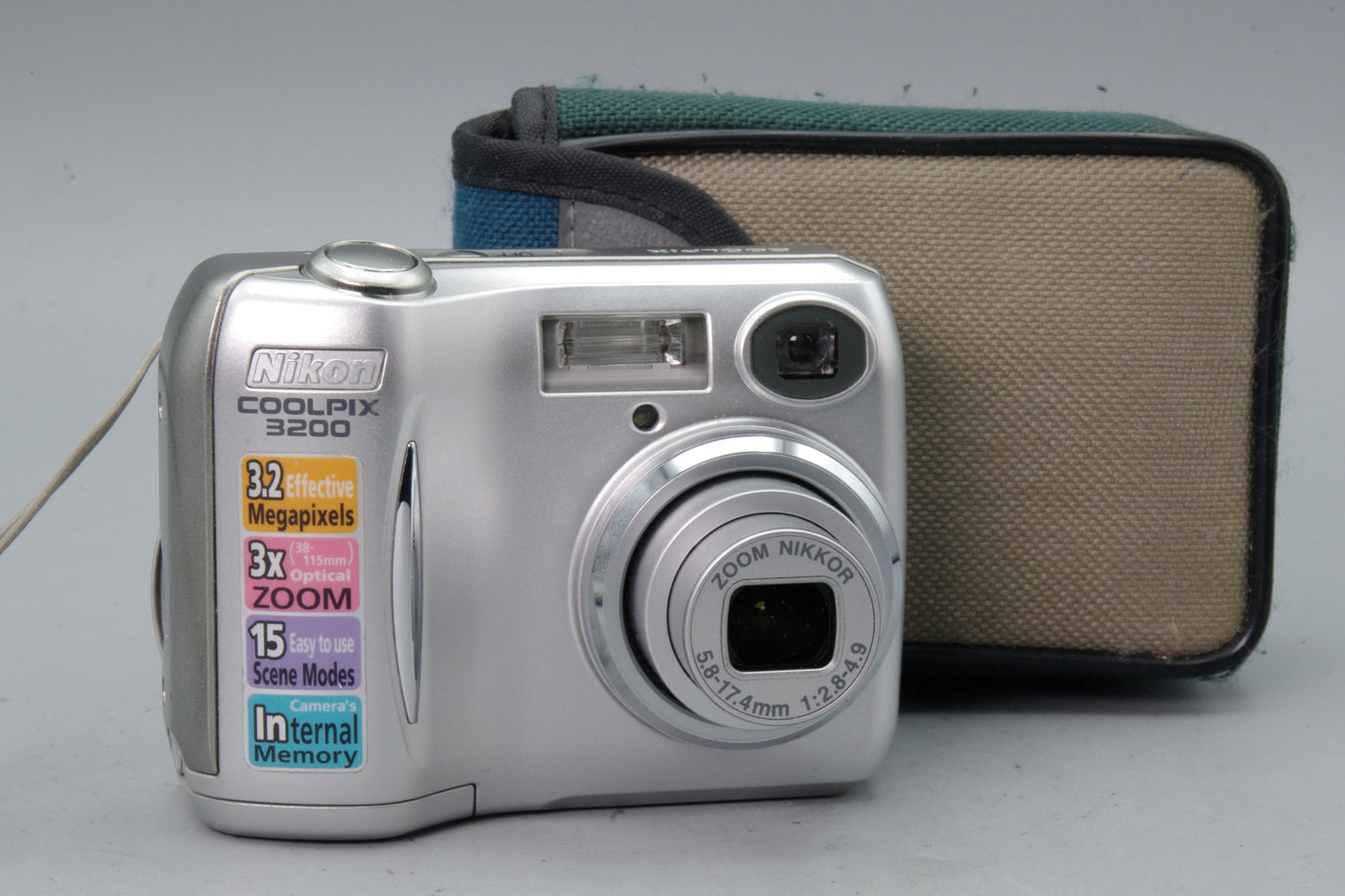 Nikon Coolpix E3200 Digital Camera – 3.2MP Compact – Tested – Very Good