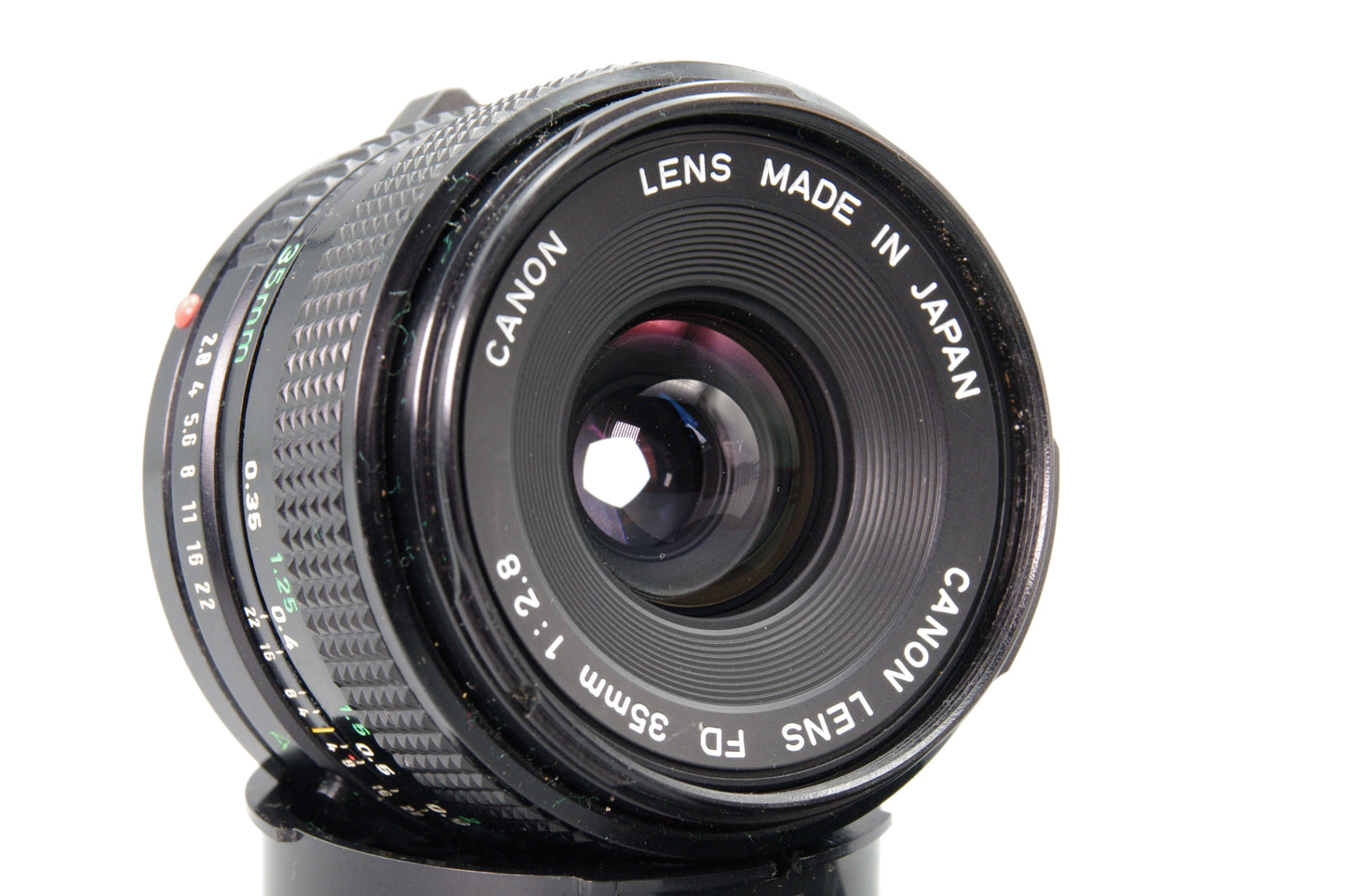 Canon FD 35mm f/2.8 Wide-Angle Lens – Excellent Condition with Caps