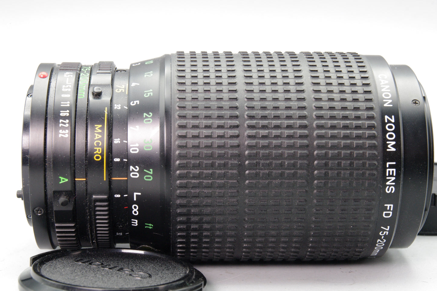 Canon FD 75–200mm f/4.5 Zoom Lens – Macro Mode – Vintage Telephoto