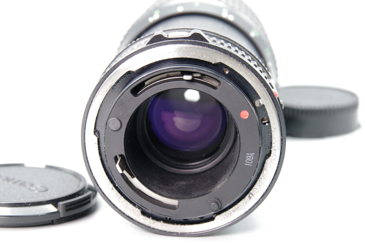 Canon FD 75–200mm f/4.5 Zoom Lens – Macro Mode – Vintage Telephoto