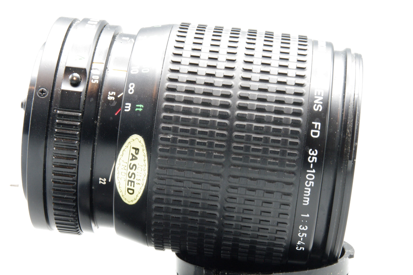 Canon FD 35–105mm f/3.5–4.5 Zoom Lens – Canon FD Mount – Very Good Condition
